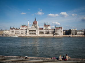 六月份匈牙利五日游注意什么！感受布达佩斯的魅力，探索多瑙河畔的历史与美景。