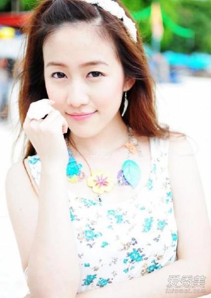 严莉莉真名叫什么?严莉莉长大后的照片曝光(严莉莉现在的照片)