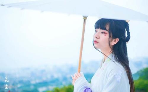 关于情侣的说说短句子