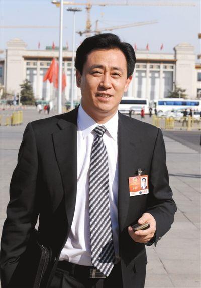 许家印个人资料简介及,许家印的祖籍在哪里,本文共(3361字)