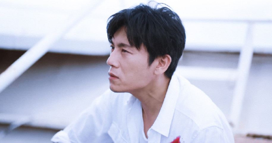 秦昊再获影帝,秦昊伊能静怎么好上(秦昊是因为伊能静红的)