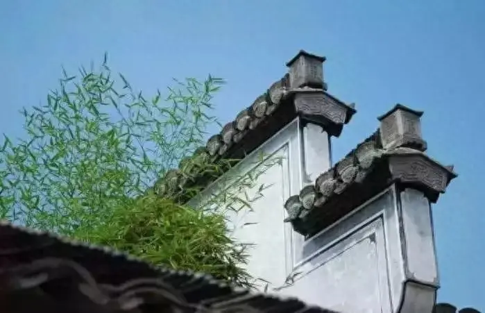 “枝上柳绵吹又少,天涯何处无芳草”是什么意思?