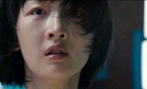 少年的你魏莱扮演者,为啥说周也绿茶,本文共(3151字)