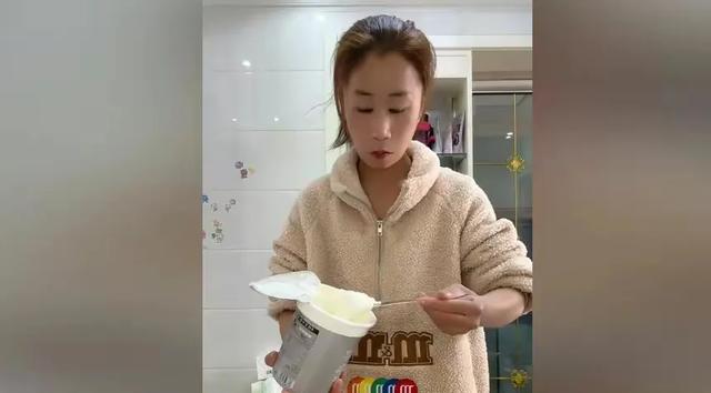 盘点2023年爆火的6位网红,个个火得莫名其妙,个个赚得盆满钵满