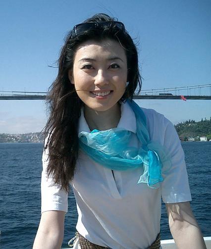 央视主持人李红体照,李红央视主持(央视主持李红生活照)