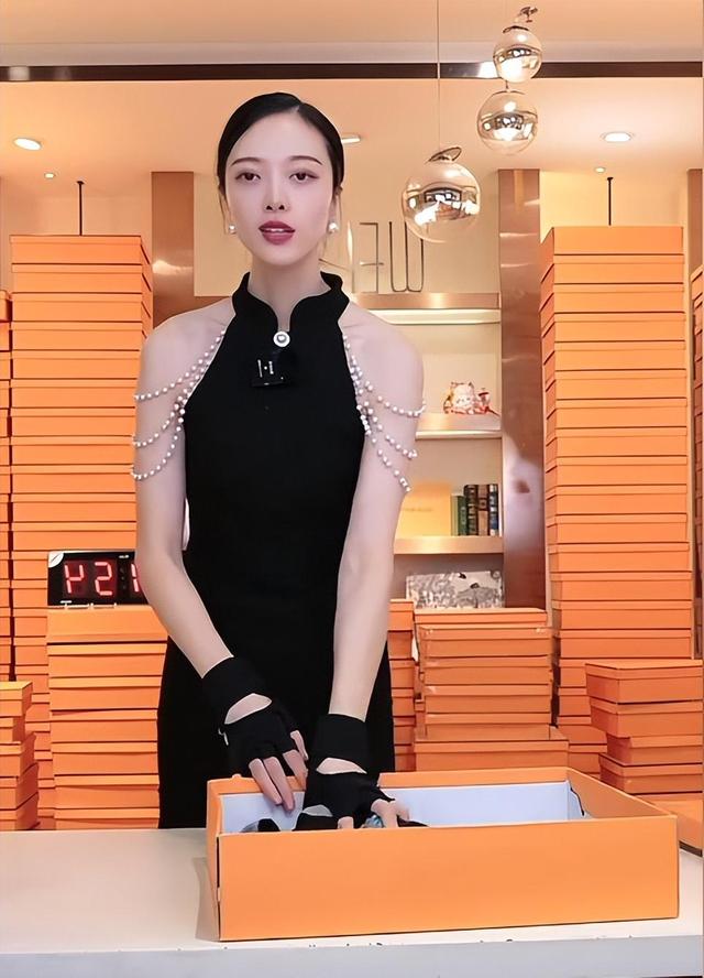 2023年突然爆火的6位网红,各个火得莫名其妙,各个赚得盆满钵满