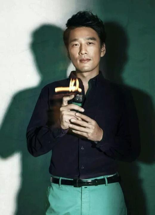 关于爱一个人的个性签名男生