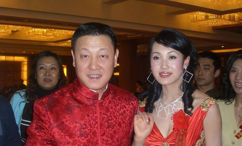 韩磊妻子,韩磊结婚(昊磊老婆) 本文共(6476字)