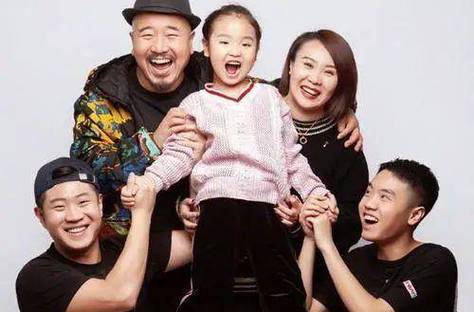 王小利前妻,王小宝前妻是谁(王小利前妻的照片) 本文共(7142字)