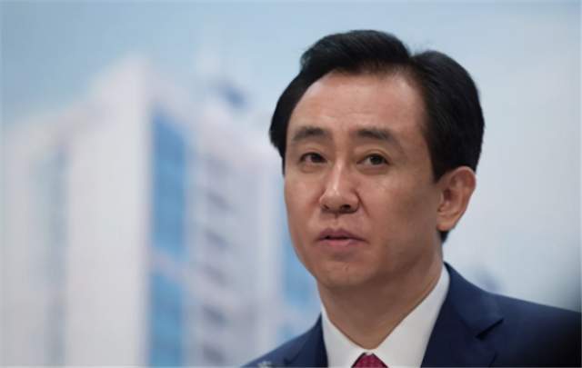 许家印夫人,许家印全家图片(许家印的女儿图片)