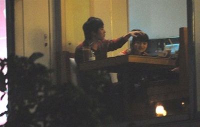 俞灏明和刘惜君,俞灏明的前女友是(刘惜君和俞灏明结婚照)