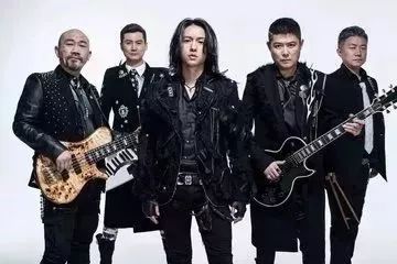 黑豹主唱,怎样评价黑豹乐队的10(黑豹乐队十个主唱)