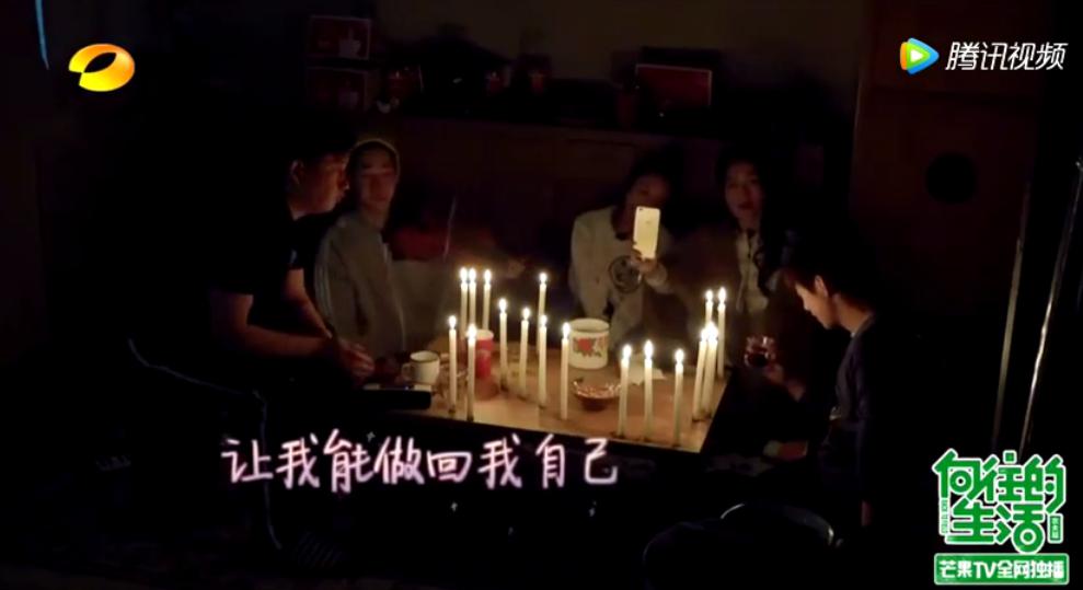 谢娜和赵丽颖关系好吗?谢娜和赵丽颖一起唱(谢娜和赵丽颖之间的友谊你们羡慕吗?)