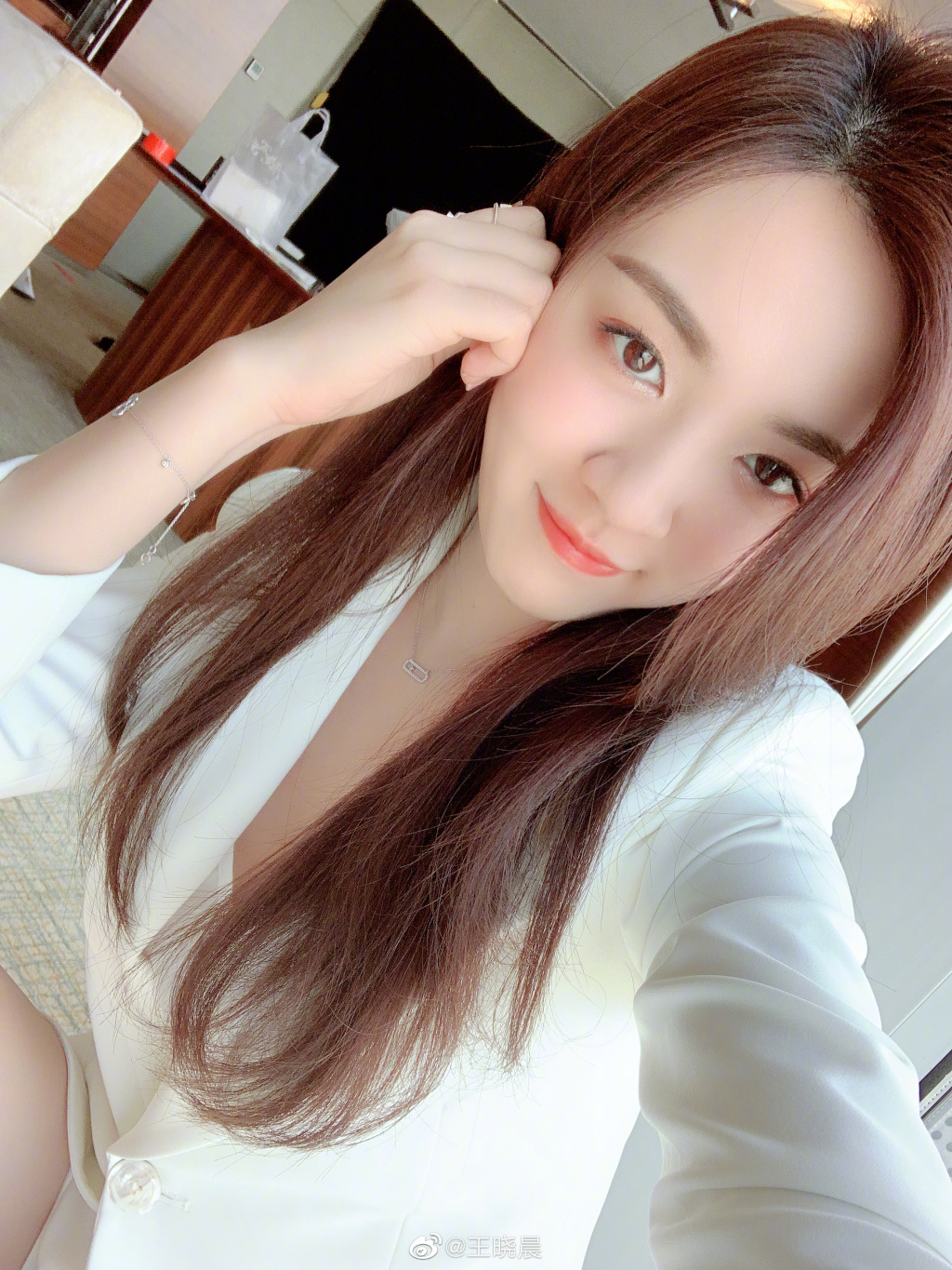 王晓晨为什么叫王小米(王晓晨的个人资料)