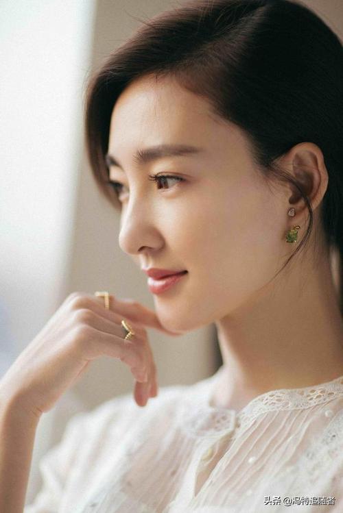 王丽坤被封素颜女神,王丽坤素颜女(王丽坤素颜近照)