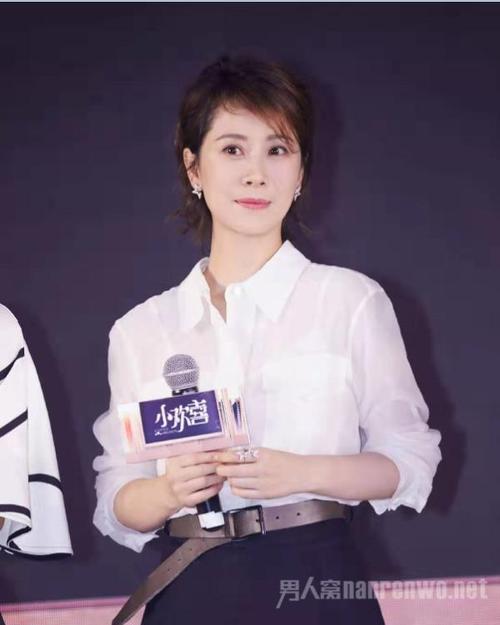 海清回应演员宣言,海清在颁奖典礼(海清 女演员宣言)