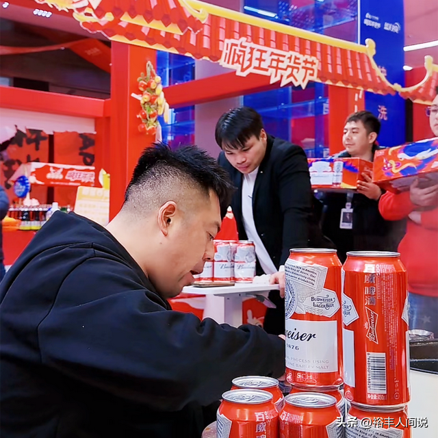 网红小杨哥开启新型直播方式!流量翻10倍不止,老K成功跻身一线