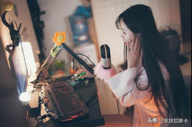 直播带货的残酷真相:2024年,真的别盲目去当主播了