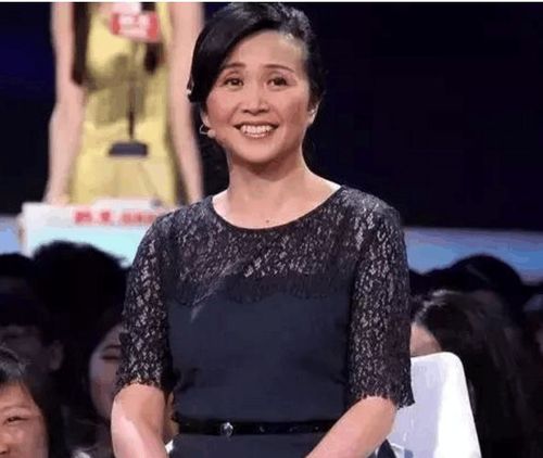 黄菡女儿照片,黄菡是哪里人(黄菡为什么告别非诚勿扰) 本文共(2186字)