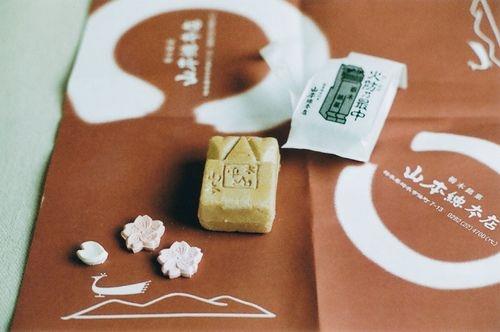 形容生活现实的句子