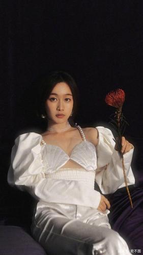 刘美含图片,刘美含保送北京外国语大学,本文共(3146字)