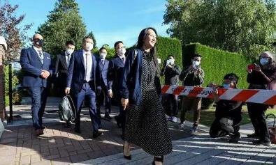 孟晚舟为啥不姓任,孟晚舟和任正非(孟晚舟和任正非不一个姓)