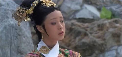 甄执华妃哪集死的,甄嬛传净白哪一集死的,本文共(3114字)