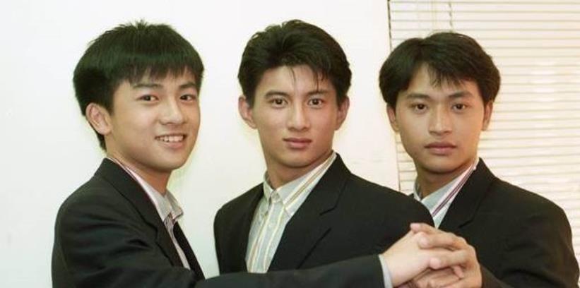 小虎队资料,小虎队两个女的哪去了,本文共(3646字)