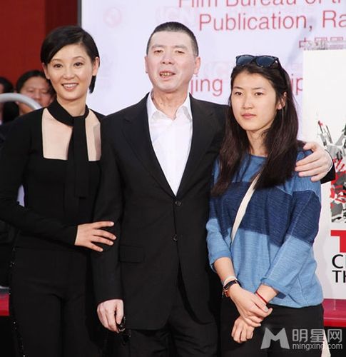 冯小刚和徐帆的女儿,冯小刚比徐帆(徐帆为什么嫁给冯小刚)