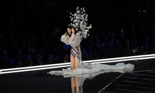 奚梦瑶摔跤,奚梦瑶婚礼办了吗(奚梦瑶求婚现场)