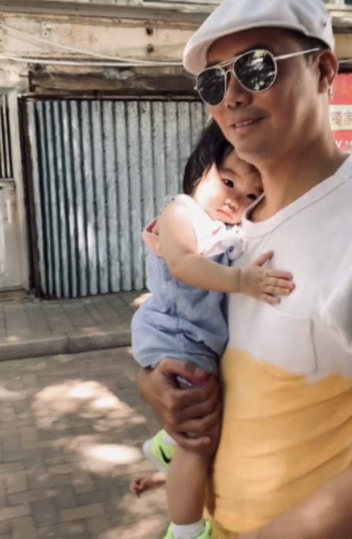 谢天华结婚,谢天华现任妻子,本文共(3844字)