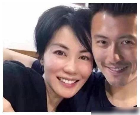 王菲第一任丈夫,王菲的第一任老公(王菲头一任丈夫的简介)