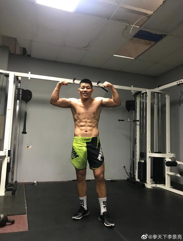 谢孟伟和和李景亮长相对比图,李景亮因为谢孟伟被叫嘎子哥 本文共(1054字)