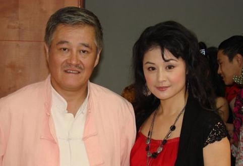 于月仙和赵本山老婆什么关系,于月(赵本山老婆与于月仙什么关系)