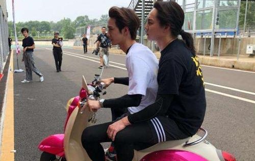 尹正为什么叫丢丢?尹正的粉丝为什么叫阿九