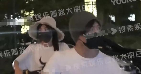 张含韵男朋友,彭冠英身高是192(张含韵彭冠英公开恋情)