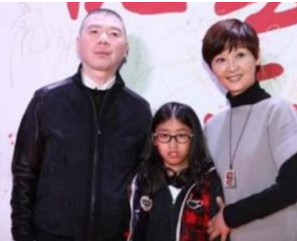 徐帆女儿,杨颖黄晓明李菲儿聊天记(盘一下Angelababy,黄晓明和李菲儿这三人到底咋回事)