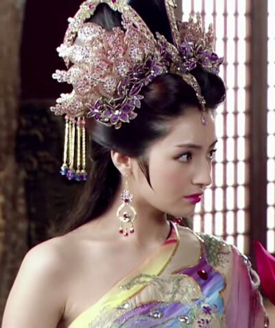 邬靖靖图片,邬婧婧美图(邬靖靖最美)