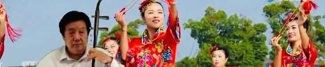 丹青如画深情如霜歌词_什么歌曲中有回眸 回答 丹青如画深情如霜歌词_什么歌曲中有回眸 回答 - 爱唱歌