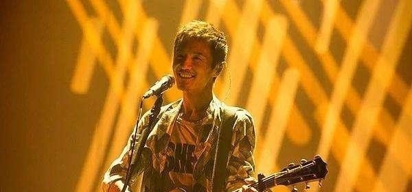 广东用的是什么教材,珠海学生网络歌曲英文翻译 广东用的是什么教材,珠海学生网络歌曲英文翻译 - 爱唱歌
