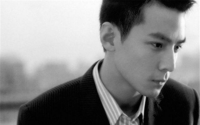 中国四大美男子是哪四位_外科风云四大男神 - 爱唱歌