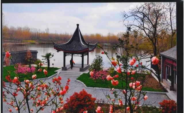 江苏省哪个城市文化气息最浓,无锡南街网红歌手 江苏省哪个城市文化气息最浓,无锡南街网红歌手 - 爱唱歌
