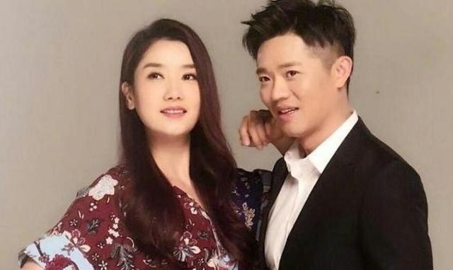 都选c致敬哪些乐队_如何评价凤凰传奇的编曲水平 都选c致敬哪些乐队_如何评价凤凰传奇的编曲水平 - 爱唱歌