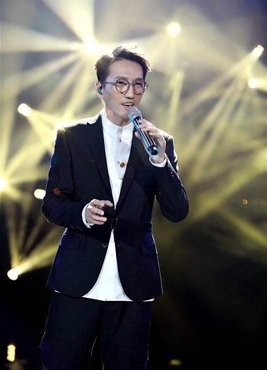 如何评价林志炫版的烟花易冷_吴青峰嗓音特征 如何评价林志炫版的烟花易冷_吴青峰嗓音特征 - 爱唱歌