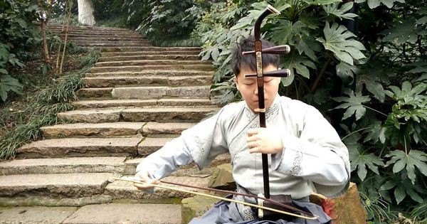 蓝弦子和扎头子是什么_三弦和二胡什麽区别 蓝弦子和扎头子是什么_三弦和二胡什麽区别 - 爱唱歌