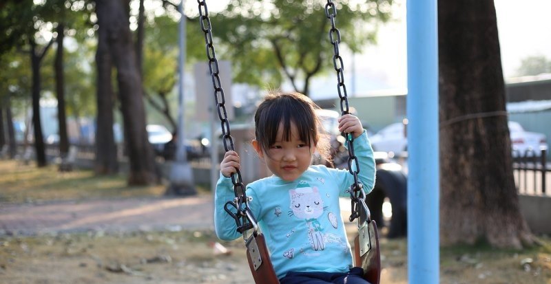 三个字的民谣伤感女歌_跪求前辈们帮我写写悲伤RAP说唱歌词 - 爱唱歌