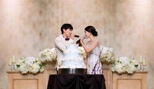 赞美男人的歌曲有哪些_婚礼上唱什么流行歌曲来助兴效果比较好 赞美男人的歌曲有哪些_婚礼上唱什么流行歌曲来助兴效果比较好 - 爱唱歌