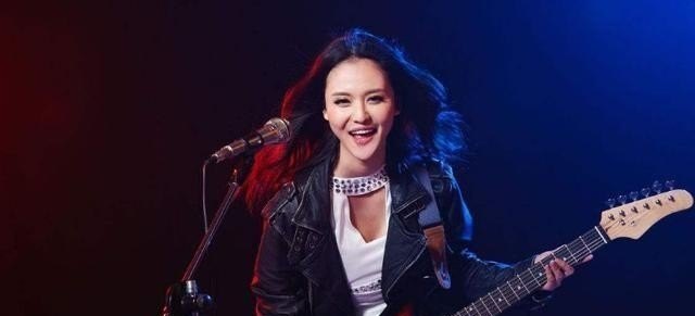 歌词有一句擦肩而过是什么歌_又擦肩而过是哪首歌的歌词 歌词有一句擦肩而过是什么歌_又擦肩而过是哪首歌的歌词 - 爱唱歌