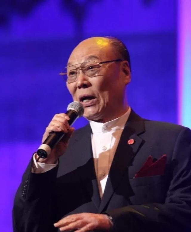 提笔忘情哪一年发行,好听提笔忘情网络歌曲 提笔忘情哪一年发行,好听提笔忘情网络歌曲 - 爱唱歌
