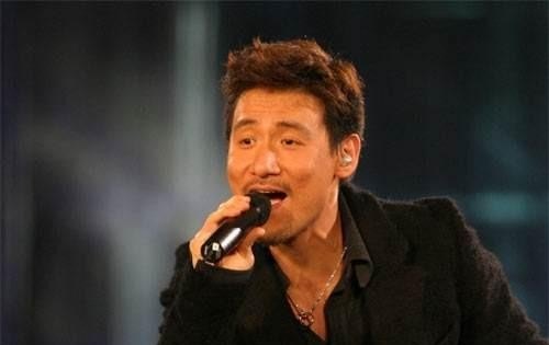 有一部香港电影里讲的有十个儿子叫什么,郝邵文粤语歌曲 - 爱唱歌